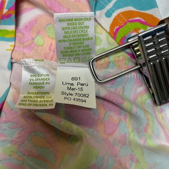 Lilly Pulitzer Michele V-Neck Top – Scuba to Cuba Print, Size Small, EUC - Picture 4 of 9